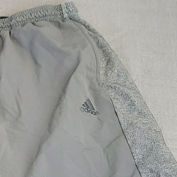 Adidas running short Climacool size L - Picture 2 of 5